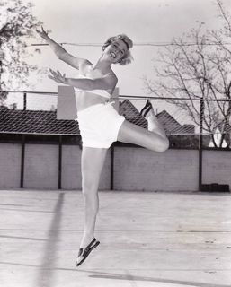 Doris Day feet photo thumbnail
