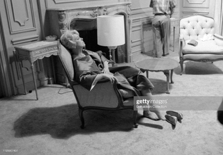 Doris Day feet photo thumbnail
