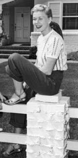 Doris Day feet photo thumbnail