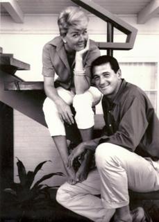 Doris Day feet photo thumbnail