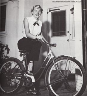 Doris Day feet photo thumbnail