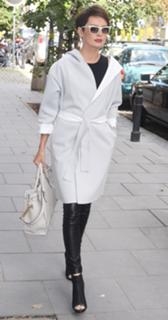 Dorota Gardias feet photo thumbnail