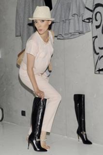 Dorota Gardias feet photo thumbnail