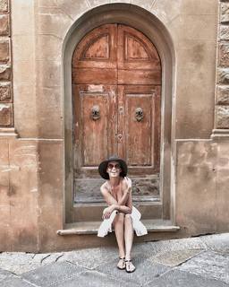 Dorota Gardias feet photo thumbnail