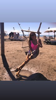Dorota Rabczewska feet photo thumbnail