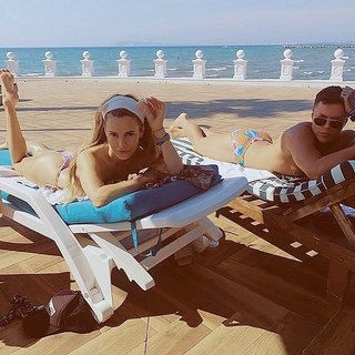 Dorota Rabczewska feet photo thumbnail