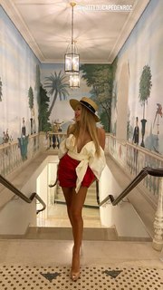 Dorota Rabczewska feet photo thumbnail