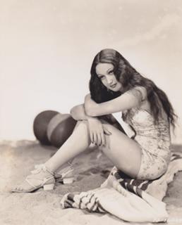 Dorothy Lamour feet photo 19