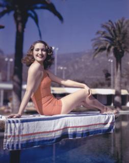 Dorothy Lamour feet photo 17