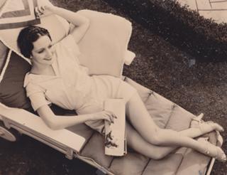 Dorothy Lamour feet photo 11