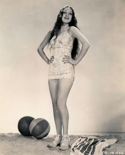 Dorothy Lamour feet photo 17