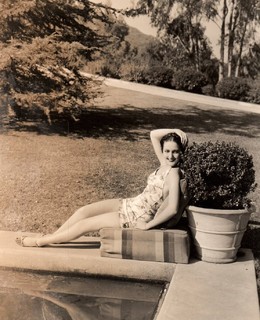 Dorothy Lamour feet photo 20