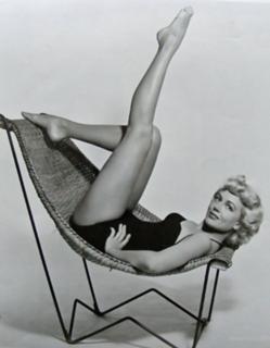 Dorothy Malone feet photo 2