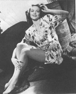 Dorothy Malone feet photo 4