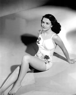 Dorothy Malone feet photo 8