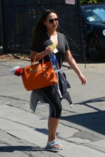 Dorothy Wang feet photo 3