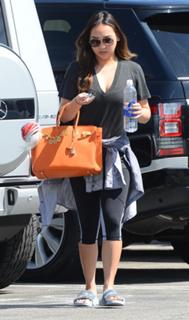 Dorothy Wang feet photo 2