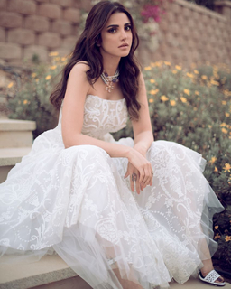 Dorra Zarrouk feet photo thumbnail