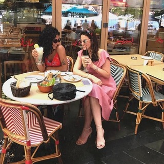 Dorra Zarrouk feet photo thumbnail