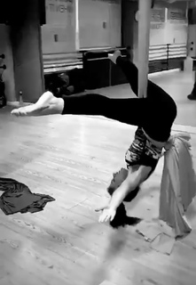 Dorra Zarrouk feet photo thumbnail