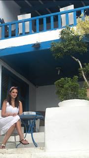 Dorra Zarrouk feet photo thumbnail