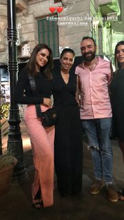 Dorra Zarrouk feet photo thumbnail