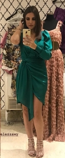 Dorra Zarrouk feet photo thumbnail
