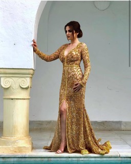 Dorra Zarrouk feet photo thumbnail