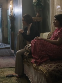 Dorra Zarrouk feet photo thumbnail
