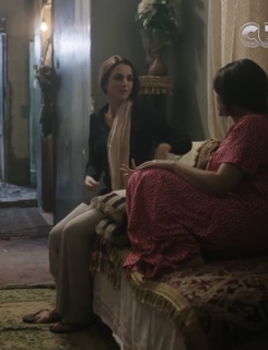 Dorra Zarrouk feet photo thumbnail
