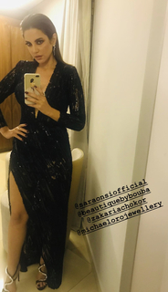 Dorra Zarrouk feet photo thumbnail