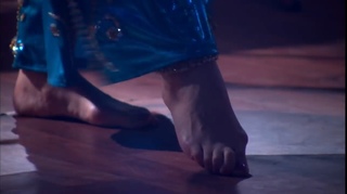 Dorra Zarrouk feet photo thumbnail