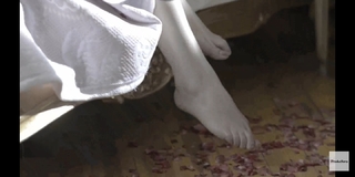 Dorra Zarrouk feet photo thumbnail