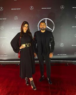 Dorra Zarrouk feet photo thumbnail