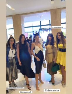 Dorra Zarrouk feet photo thumbnail