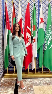 Dorra Zarrouk feet photo thumbnail