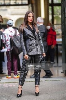 Dorra Zarrouk feet photo thumbnail