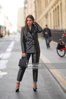 Dorra Zarrouk feet photo thumbnail