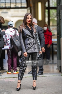 Dorra Zarrouk feet photo thumbnail