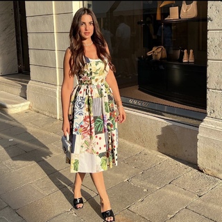 Dorra Zarrouk feet photo thumbnail