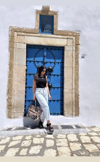 Dorra Zarrouk feet photo thumbnail