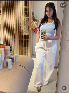 Dorra Zarrouk feet photo 2