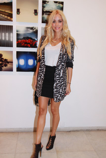 Doukissa Nomikou feet photo thumbnail