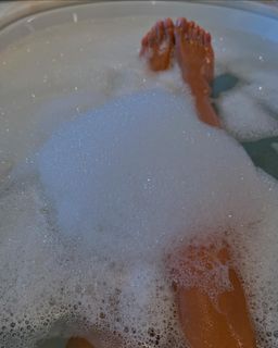 Doukissa Nomikou feet photo thumbnail