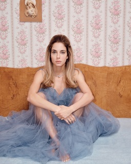 Doukissa Nomikou feet photo thumbnail