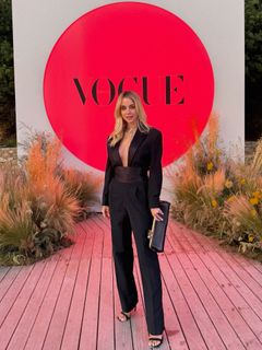 Doukissa Nomikou feet photo thumbnail