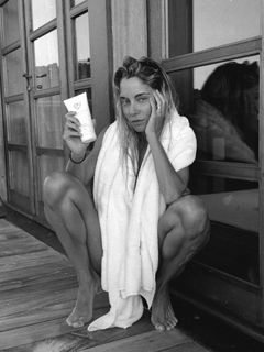 Doukissa Nomikou feet photo thumbnail