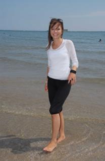 Dounia Coesens feet photo 1