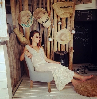 Dounia Coesens feet photo 2
