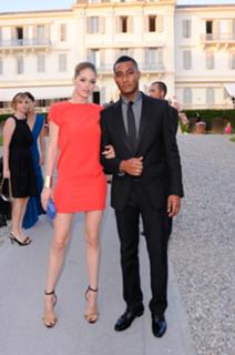 Doutzen Kroes feet photo thumbnail